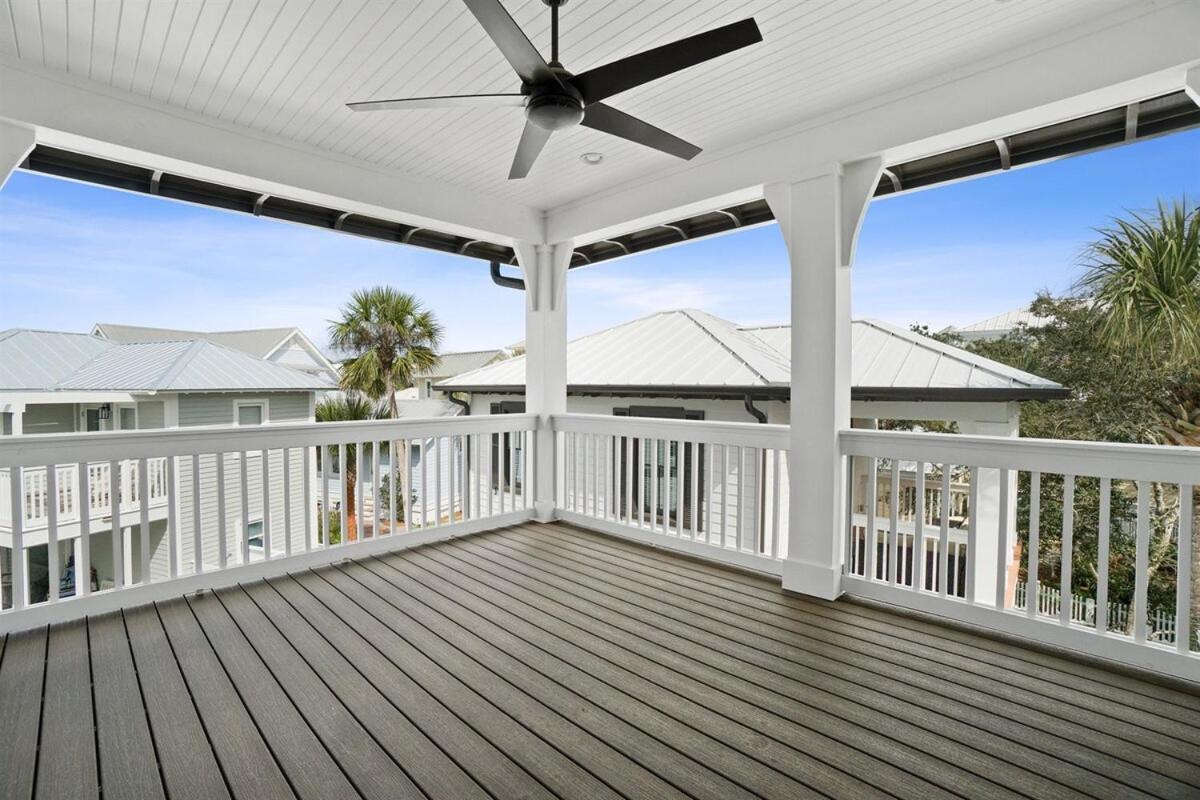 Holiday home 213 Sandyshore Shore To Please 6 Bedroom 6ba Steps From The